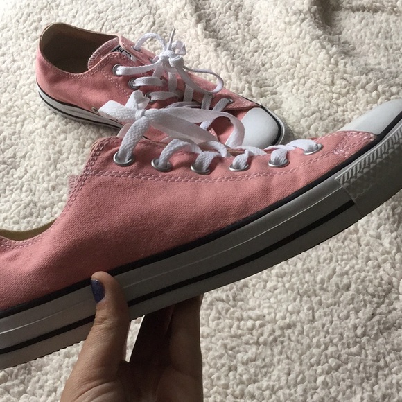 Converse Shoes - 🍁🎁Converse pink shoes